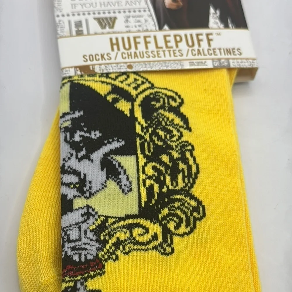 Warner Bros. Hufflepuff Yellow Socks